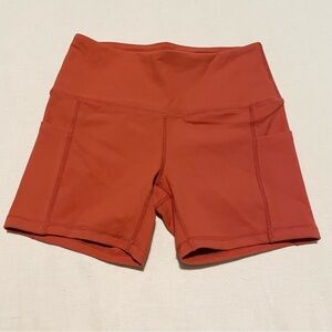 Along Fit Yoga Shorts for Women with Pockets Size Small